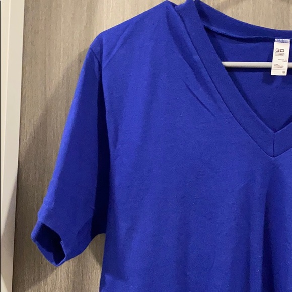 ❗️BOGO❗️Blue Los Angeles Apparel T-Shirt - Picture 4 of 7